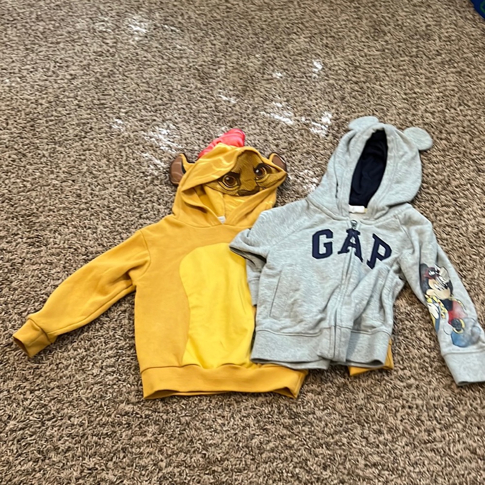 Disney hoodie bundle for 2T. Simba Lion King
